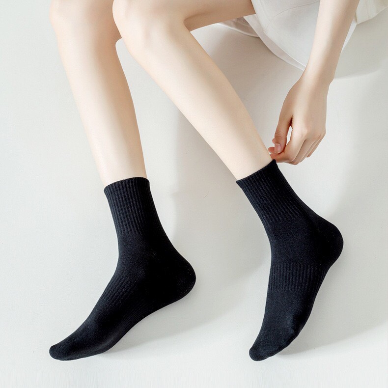 Tất vớ nam nữ cổ cao phong cách Hàn Quốc basic đen trắng, chất liệu cotton co giãn thoáng khí - Ekiu Shop