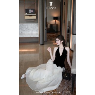 Đầm váy nữ áo giả ghile phối tag hoa kèm chân váy xếp ly trắng, đầm váy nữ hai màu sát nách chiết eo phối váy dài xoè