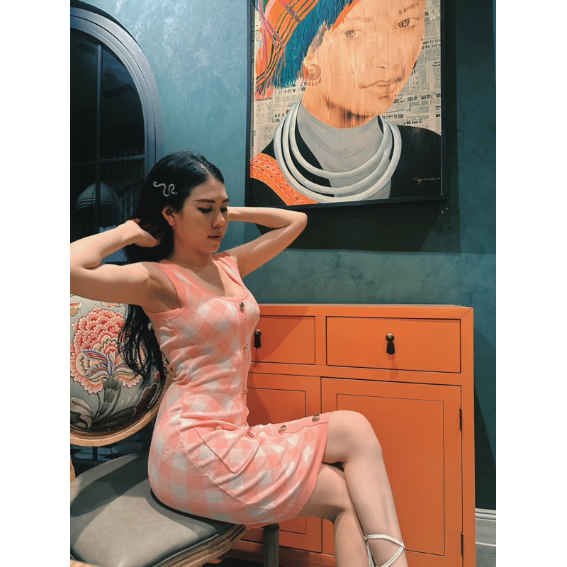 Đầm len nút ôm body Balman màu hồng