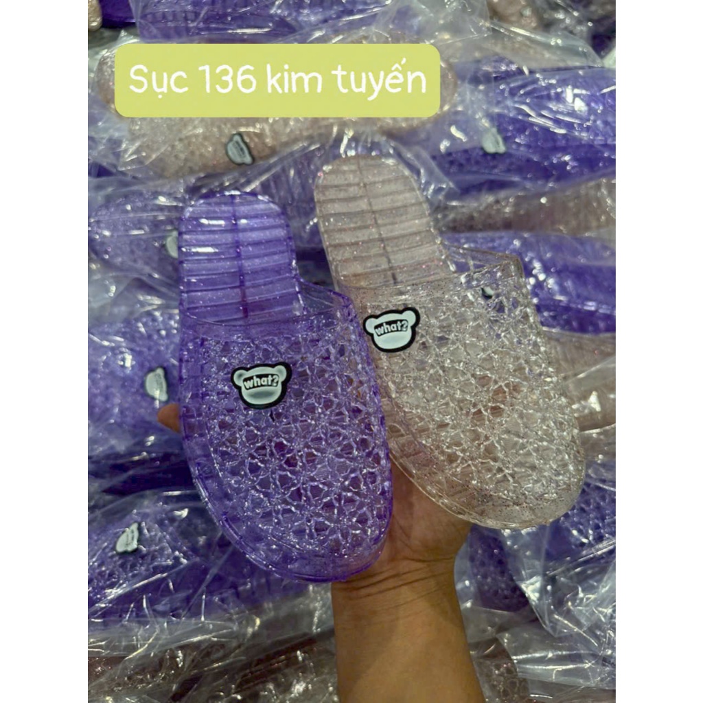 Dép sục nữ nhựa trong suốt bít mũi 136 có lỗ thoáng đi làm, văn phòng, công sở, nhà tắm chống trơn trượt