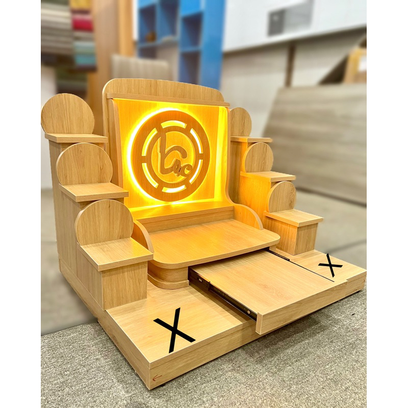 ( Có Đèn Led Sẵn ) COMBO BÀN THỜ + TAM CẤP MÀU VÀNG ( ko có bục kê )