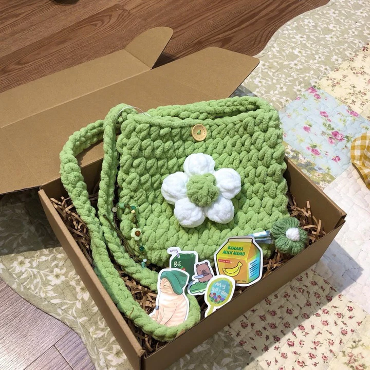 Túi kẹp nách bằng len, túi hoa len handmade, túi hoa đeo chéo, túi hoa len 5 cánh, quà tặng độc đáo, túi thiết kế riêng – 3