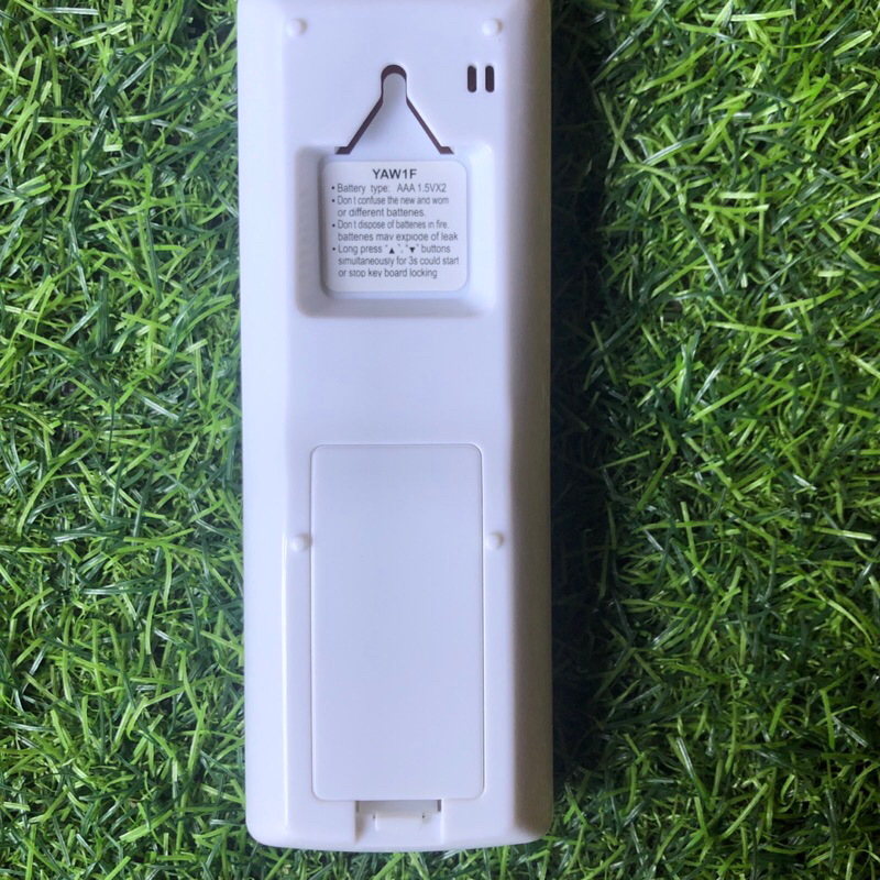 Điều khiển remote từ xa dùng cho điều hoà máy lạnh GREE YAW1F wifi có đèn - tặng pin