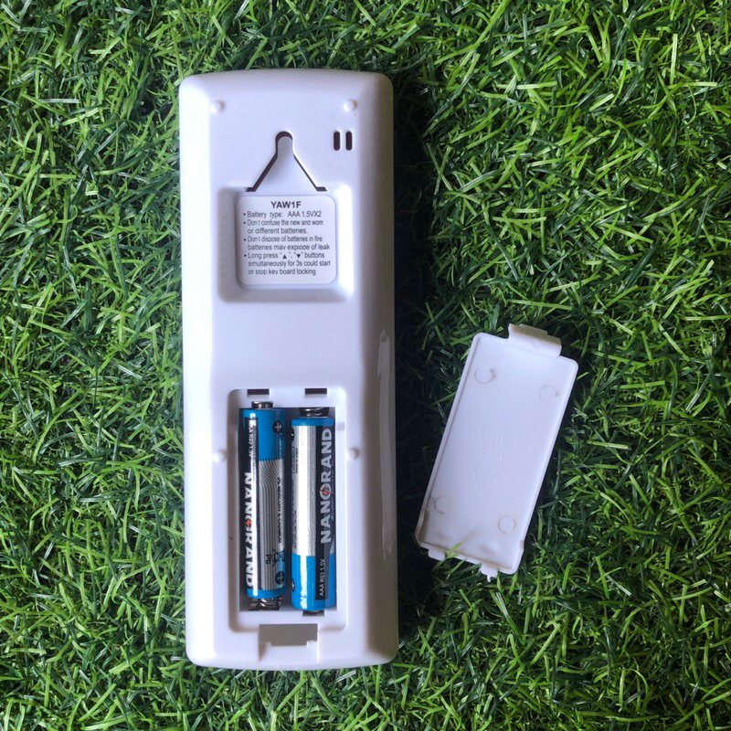 Điều khiển remote từ xa dùng cho điều hoà máy lạnh GREE YAW1F wifi có đèn - tặng pin