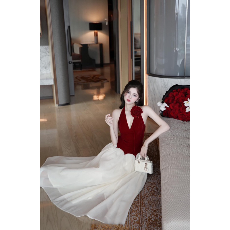 Đầm váy nữ Yếm nhung sát nách đính hoa phối voan tơ hàn chân vầy dài xòe cao cấp phong cách tiểu thư New 2024