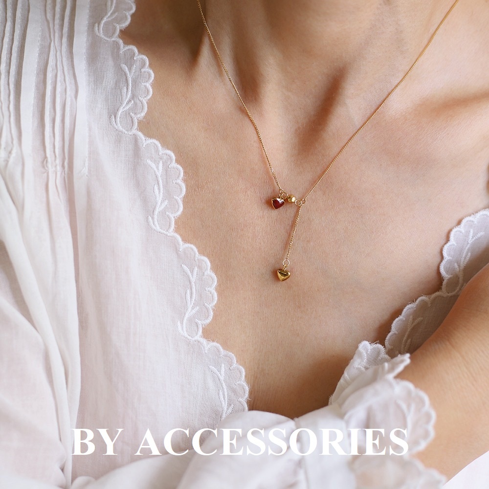 Dây chuyền nữ titan tua rua trái tim nhỏ xinh sơn dầu màu đỏ mạ vàng không gỉ WN24107 BY ACCESSORIES