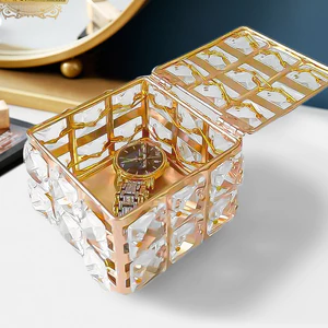 Hộp đựng trang sức vuông kim cương bao phủ hộp lưu trữ hộp lưu trữ đồng hồ pha lê đồ trang trí thủ công