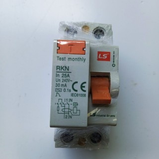 Aptomat chống giật 15-63A. dòng rò15- 30mA-220v -cb chống giật -attomat,cầu dao tự động chống rò