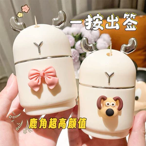 Lọ tăm gấu kèm charm