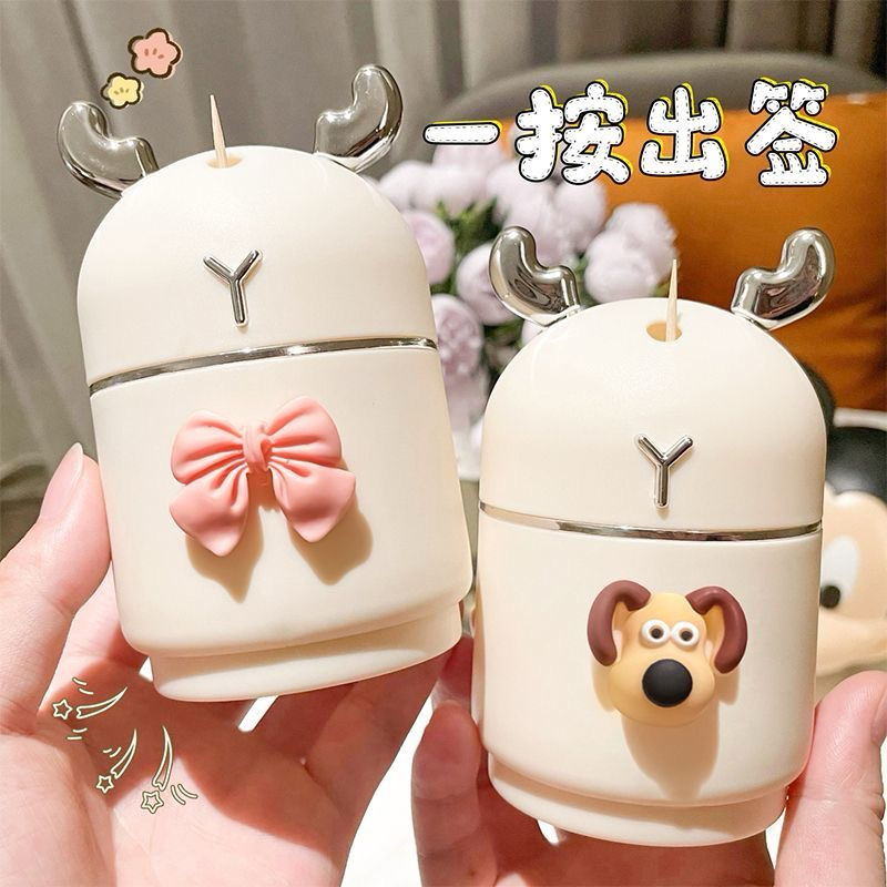 Lọ tăm gấu kèm charm