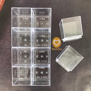 Lốc 10 Hộp Nhựa Mica Vuông Mini - BB54