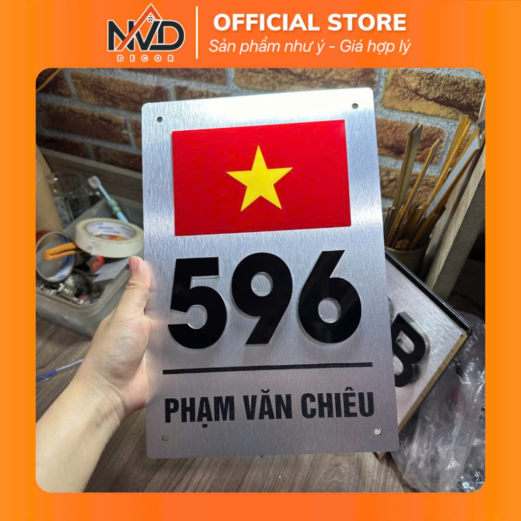 BIỂN SỐ NHÀ CỜ ĐỎ SAO VÀNG,Màu xước bạc  SỐ NỔI