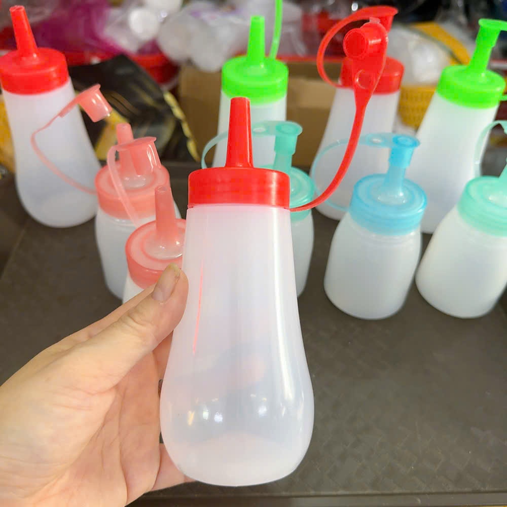 Chai, lọ, bình có vòi nút đậy bằng nhựa dung tích(150ml, 250ml) có đủ màu dùng để đựng sốt- Chai nhựa đựng sốt.