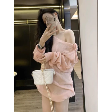 áo thun mềm mỏng mặc thu cho nữ , áo nữ phối hoa tay dài , áo len nữ mỏng , áo len màu Hồng cho nữ . áo mặc thu đông .