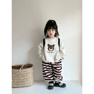 Áo nỉ cho bé Batala Kids, Áo SWEATER nỉ bông cho bé trai bé gái GHI XÁM in hình chú MẶT GẤU NÂU thu đông 2024