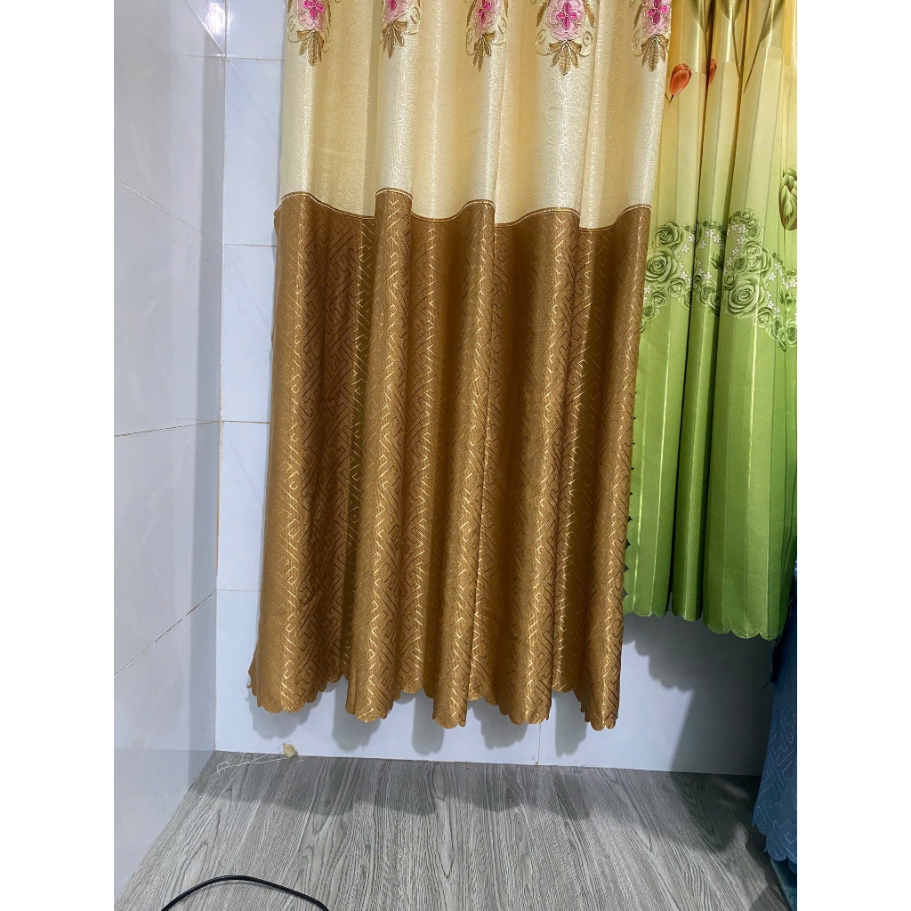 1 TẤM GẤM THÊU MÀU VÀNG CHƯA CÓ CÂY TREO - TREO 1 TẤM MUA 1 TẤM _TREO 2 TẤM MUA 2 TẤM RÈM CỬA VIỆT HÀN