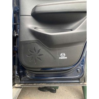 Bộ Dán Chống Xước Tapli Cửa Xe Mazda CX5- Viền Vân Da Carbon Cao Cấp( tặng 1 bộ gương cầu lồi)