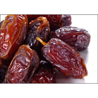 Chà là sấy dẻo Tunisa,chà là nhãn hiệu con lạc đà, loại thượng hạng nhập khẩu Iran,vị ngọt tự nhiên,tốt cho sức khỏe.