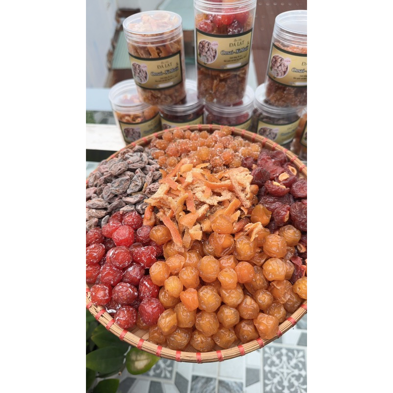 [1 Kg ] Đào chẻ , Chua mặn Ngọt . Xí muội đà Lạt , ăn vặt .  Trái cây sấy Minh Nhi