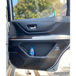 Bộ Dán Chống Xước Tapli Cửa Xe Toyota Veloz - Viền Vân Da Carbon Cao Cấp( tặng 1 bộ gương cầu lồi)