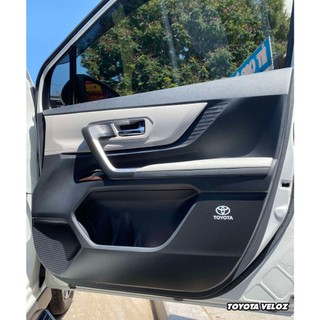 Bộ Dán Chống Xước Tapli Cửa Xe Toyota Veloz - Viền Vân Da Carbon Cao Cấp( tặng 1 bộ gương cầu lồi)