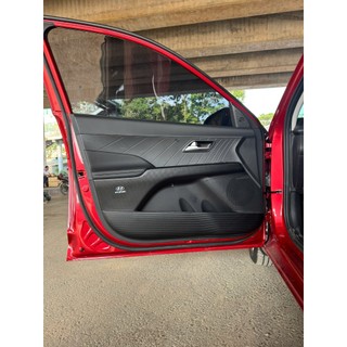 Bộ Dán Chống Xước Tapli Cửa Xe Hyundai Accent - Viền Vân Da Carbon Cao Cấp( tặng 1 bộ gương cầu lồi)