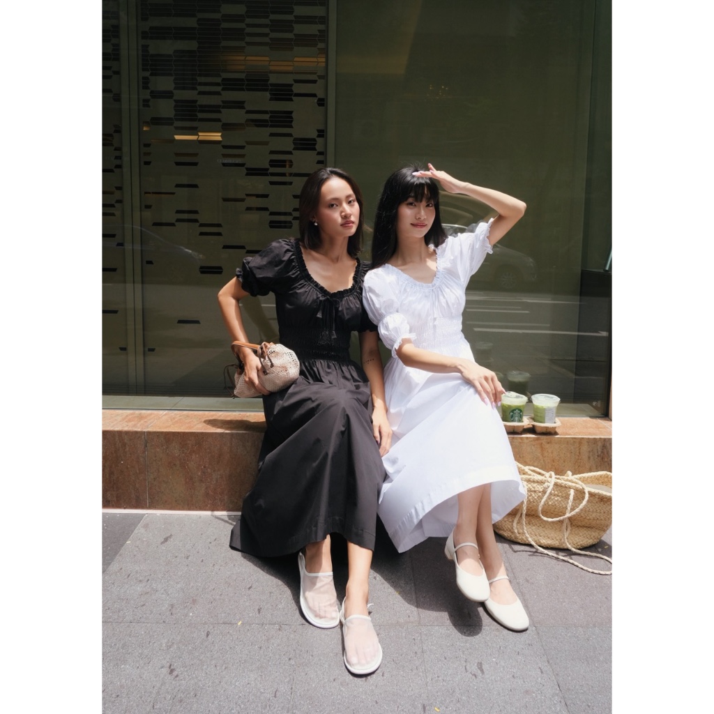 Ảnh TheBlueTshirt - Đầm tay phồng cổ chữ V nhún eo cho nữ - Country Dress - Women 4