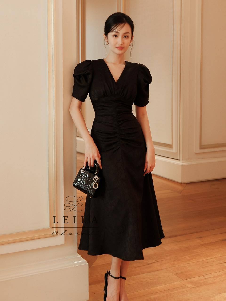 Ảnh LEILA CLOSET | Đầm thiết kế Lilia Đen tay xoắn cách điệu, cổ tim, dún eo che khuyết điểm,đuôi cá dài 3