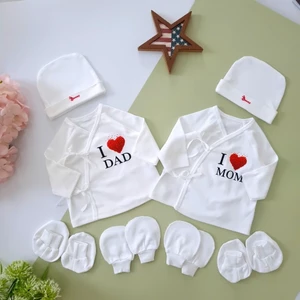 Combo 2 áo cột dây kèm 2 set mũ vớ tất cho bé sơ sinh