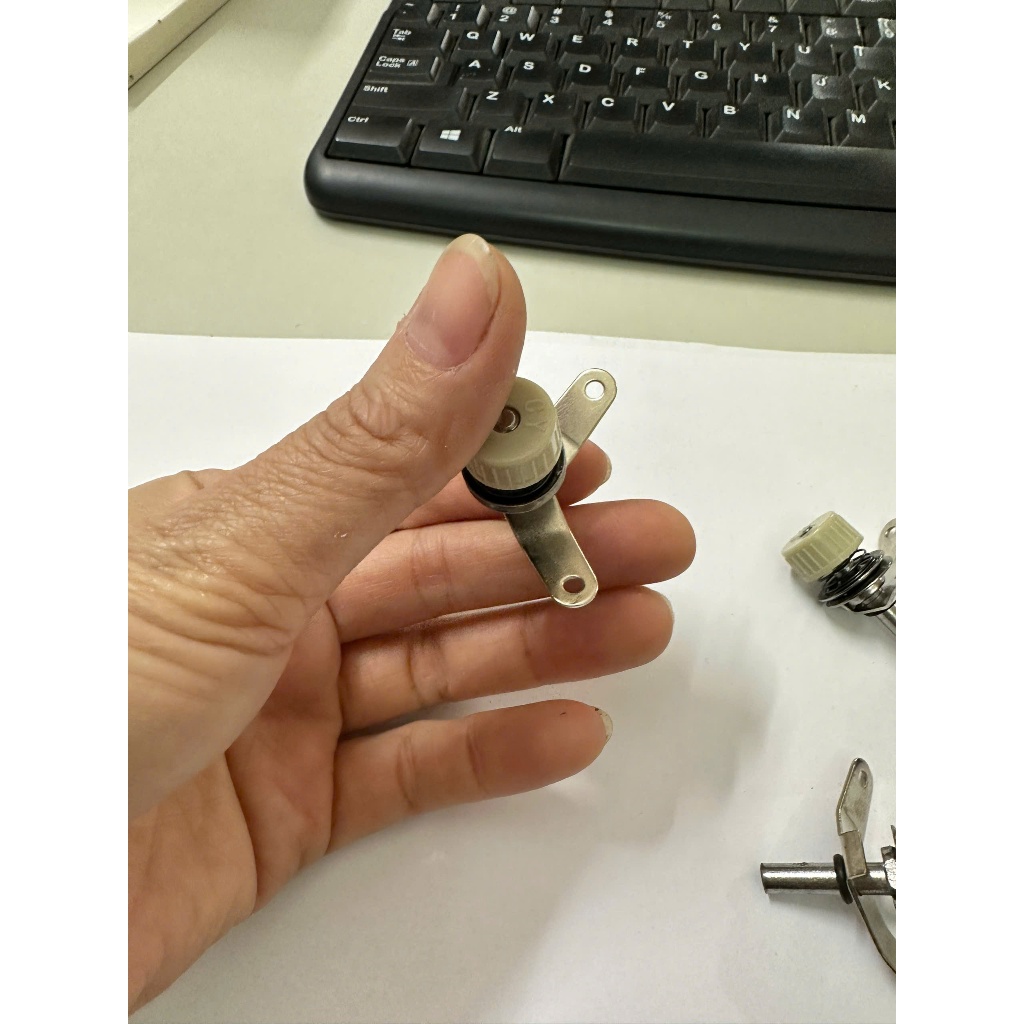 Cụm Đồng Tiền Trên Đánh Chỉ - Cụm Đồng Tiền Cắt Chỉ Máy May 1 Kim - Phụ Kiện Ngành May Chính Hãng