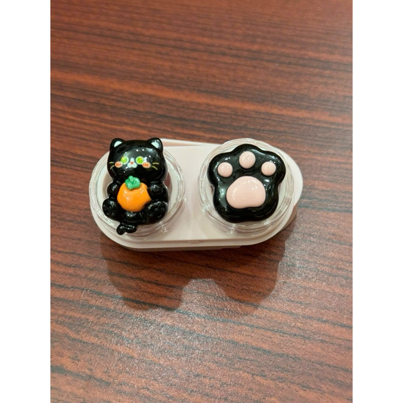 KHAY CHARM đựng lens chân mèo cute mẫu mới Muneyes