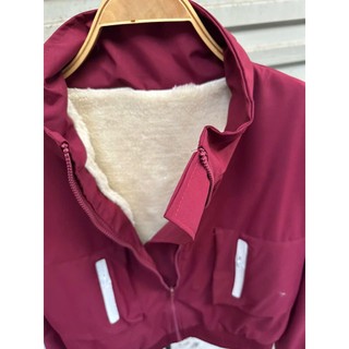 Áo khoác gió lót lông Nữ cổ cao viền thể thao thích hợp cho các bạn cao < 1m62 , nặng < 58kg shop Long