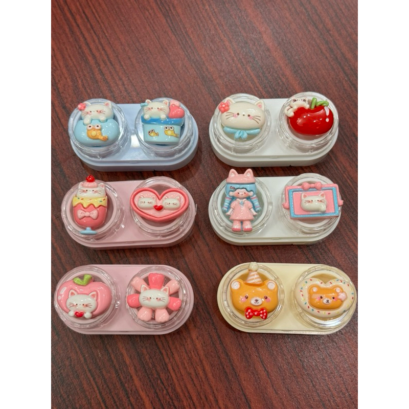 khay đựng lens Kitty Hồng có ron Muneyes