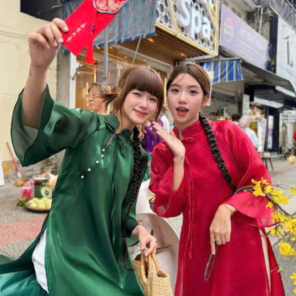 Áo Dài Tịnh Thi voan tơ 4 Tà MuzaBotique phối cúc sường cách điệu nơ cổ kèm quần,Áo dài cách tân mẫu đẹp nhất 2025