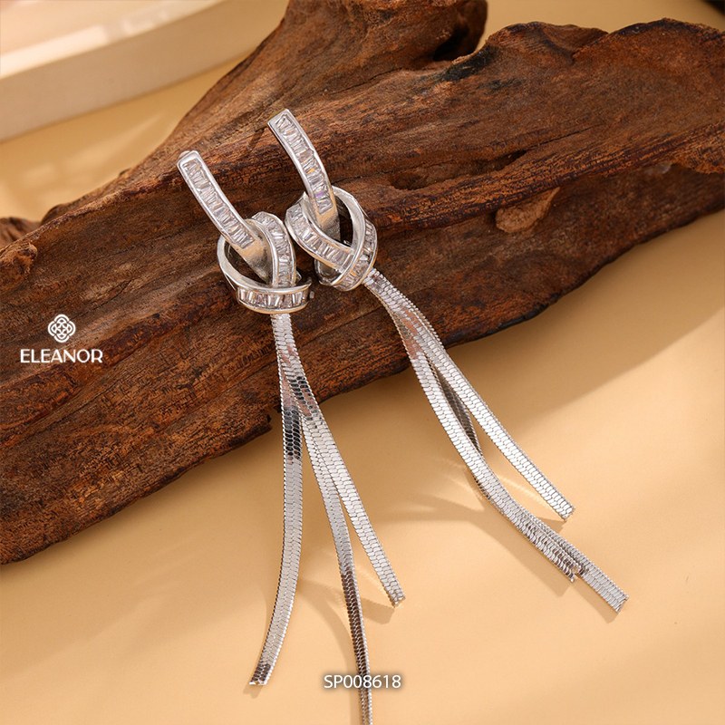 Bông tai nữ chuôi bạc 925 Eleanor Accessories dáng dài tua rua phụ kiện trang sức khuyên tai 8618