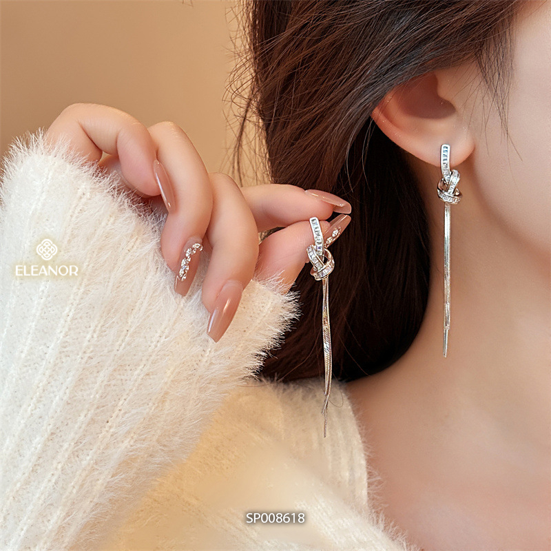 Bông tai nữ chuôi bạc 925 Eleanor Accessories dáng dài tua rua phụ kiện trang sức khuyên tai 8618