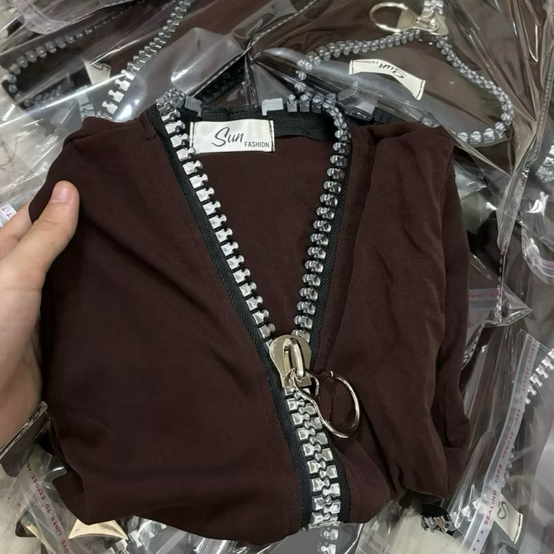 [Hot] ÁO CROPTOP CÁNH DƠI - ÁO TAY NGẮN  PHỐI DÂY KÉO SIÊU TO LÀM ĐIỂM NHẤN DÁNG NGẮN ÔM BODY