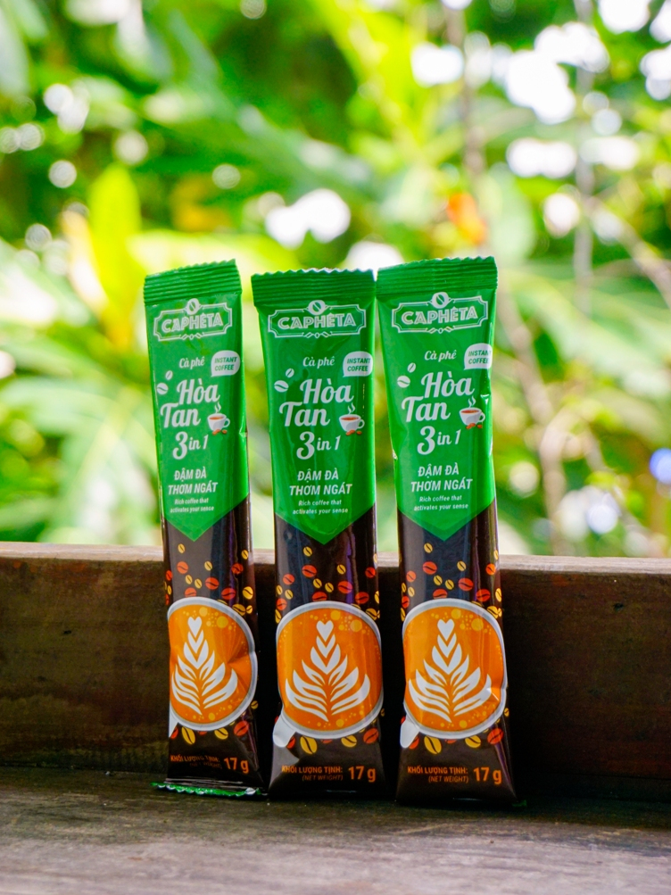 CAPHETA - Cà phê hòa tan 3in1 (xanh) 170g | Shopee Việt Nam