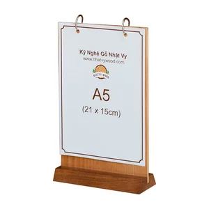 Standee để bàn gỗ Sồi cao cấp, Menu để bàn có khoen lật nhà hàng hay quảng cáo NHATVYWOOD