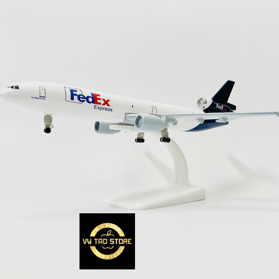 MÁY BAY VẬN TẢI TOÀN CẦU HÃNG FEDEX EXPRESS MD-11 TỈ LỆ 1:400 KIM LOẠI ĐÚC NGUYÊN KHỐI SƠN TĨNH ĐIỆN CAO CẤP