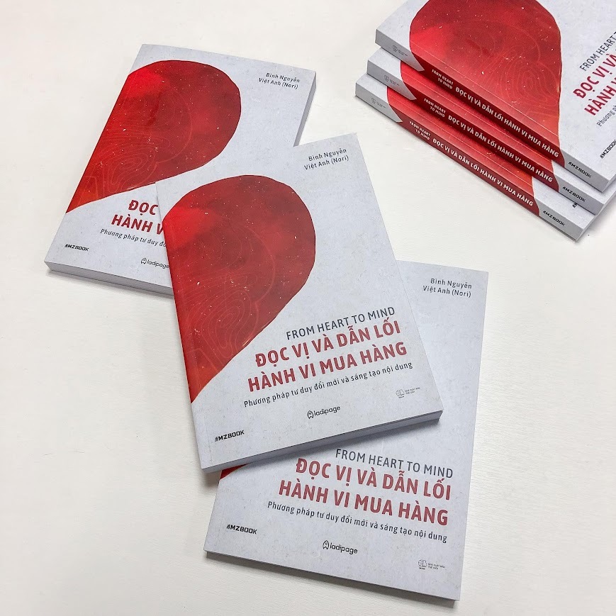 Ảnh Sách - From Heart To Mind: Đọc Vị Và Dẫn Lối Hành Vi Mua Hàng - Phương Pháp Tư Duy Đổi Mới Và Sáng Tạo Nội Dung 1