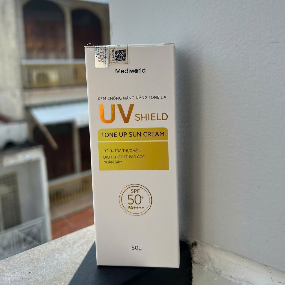 Kem chống nắng Mediworld Make Up Uv Shield Tone Up Sun Cream 50g