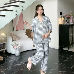 Đồ Bộ Bầu Tay Dài Thiế Kế Cổ Tàu Mặc Nhà Và Sau Sinh Chất Liệu Caro Labee Mềm Mại Cao Cấp LA025B