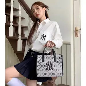 Set áo sm 1 túi thêu NY + cv jean xếp ly belt 🔥𝐇𝐨𝐚̉ 𝐓𝐨̂́𝐜🔥 𝐌𝐄𝐎𝐈𝐍𝐃𝐀𝐇𝐎𝐔𝐒𝐄