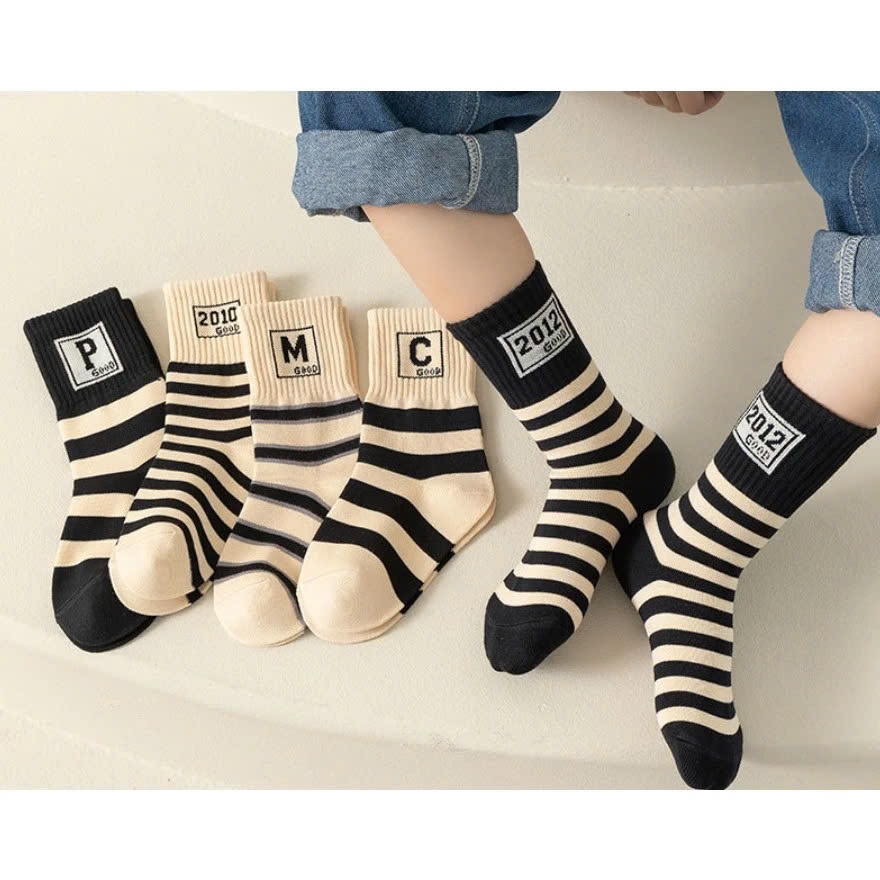 Vớ Tất trẻ em (COMBO 5 ĐÔI) cao cổ chữ MASTER phong cách trẻ trung và năng động.