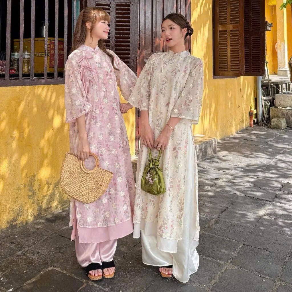 Áo dài voan tơ Bạch Vũ In hoa Tamdesigner phối thắt nơ đôi kèm quần satin bóng, Áo dài cách tân đẹp nhất 2026 T21