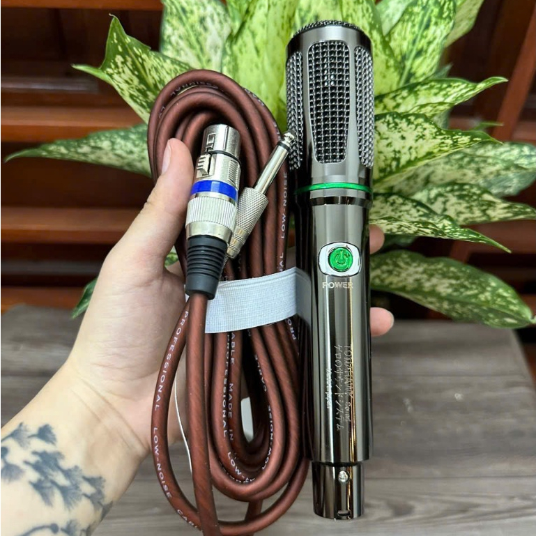 Micro Karaoke Có Dây TOM AHAWK, Mic Hát Nhẹ Tiếng Trong Dùng Cho Dàn Karaoke