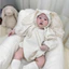 Bodysuit Thỏ kèm mũ tặng kèm tất Be Viền cover Hàn Quốc cho bé gái từ 4-14kg, body, vải mềm mại cao cấp
