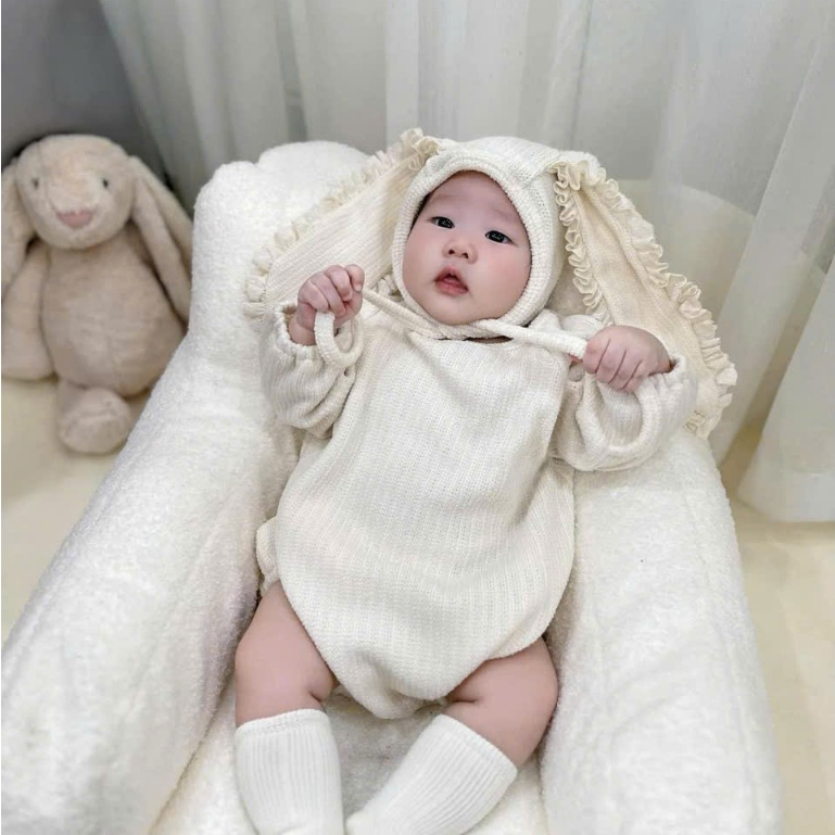 (HÀNG CÓ SẴN) Bodysuit Thỏ kèm mũ tặng kèm tất Be Viền cover Hàn Quốc cho bé gái từ 4-14kg, body, vải mềm mại cao cấp