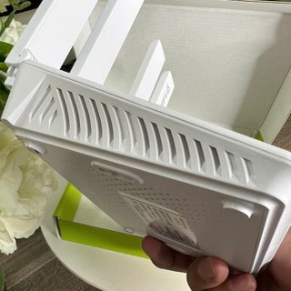 Bộ Phát Wifi 4G Siêu Khỏe R611C - Tích Hợp Wifi 6, 4 Ăng Ten, Chạy Bền Bỉ 24/24